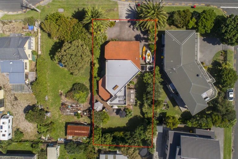 Photo of property in 1185 Papamoa Beach Road, Papamoa Beach, Papamoa, 3118