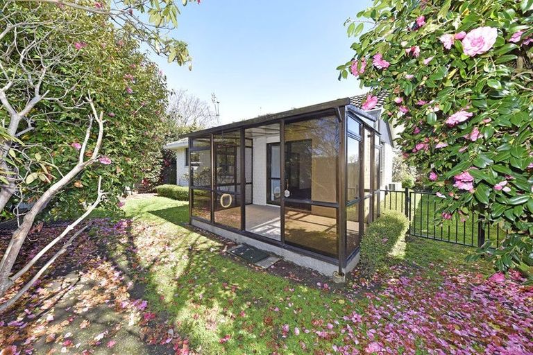 Photo of property in 1/148 Main North Road, Papanui, Christchurch, 8052