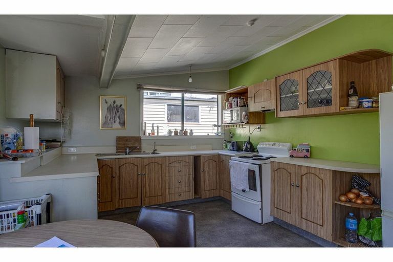 Photo of property in 175 Evans Street, Waimataitai, Timaru, 7910