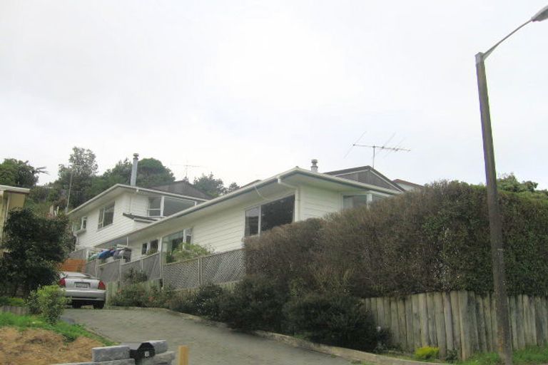 Photo of property in 8 Buccaneer Place, Grenada Village, Wellington, 6037