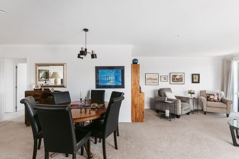 Photo of property in 30 Kauri Lane, Omokoroa, 3114