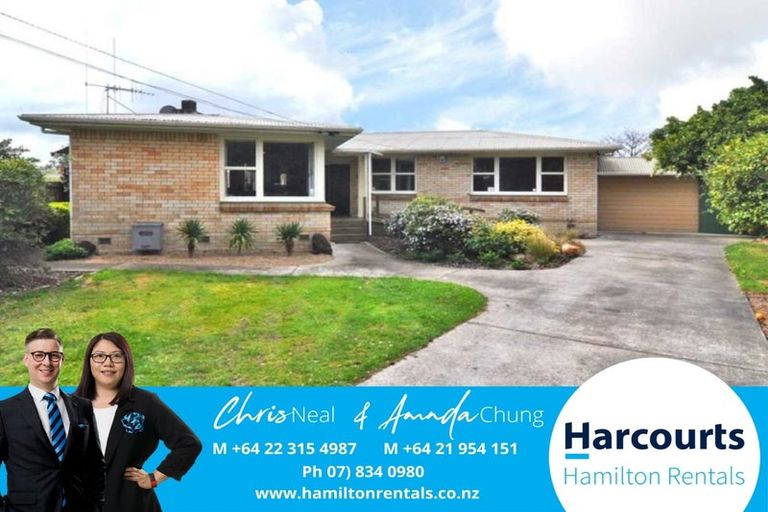 Photo of property in 10 Hampton Place, St Andrews, Hamilton, 3200