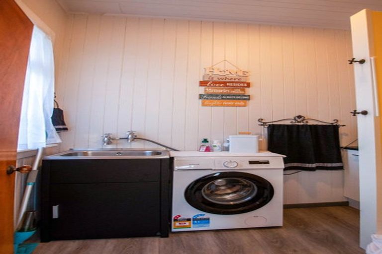 Photo of property in 12 Whitehaven Street, Lawrence, 9532