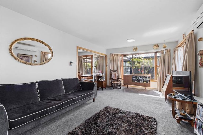 Photo of property in 77 Halberg Street, Dallington, Christchurch, 8061