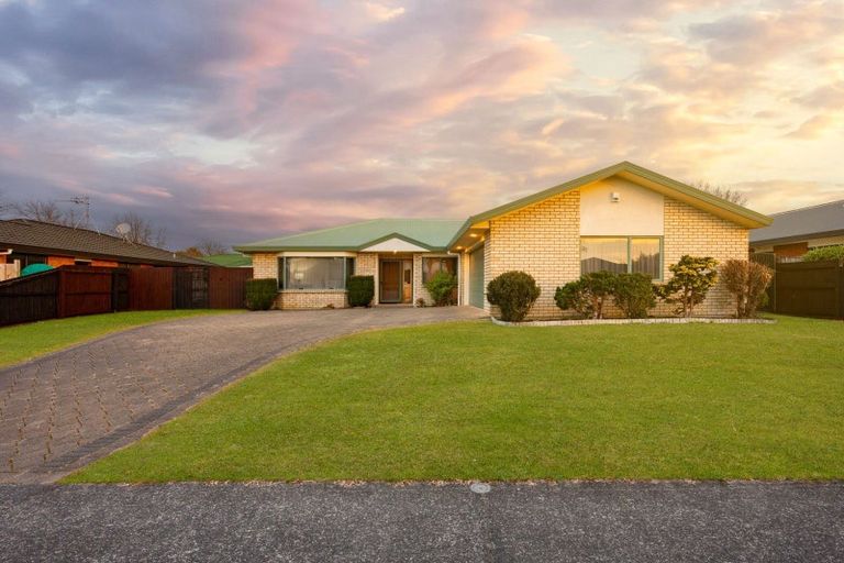 Photo of property in 3 Magellan Rise, Flagstaff, Hamilton, 3210