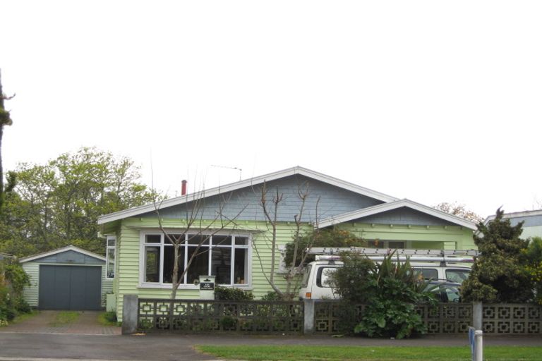 Photo of property in 240 Coronation Avenue, Welbourn, New Plymouth, 4310