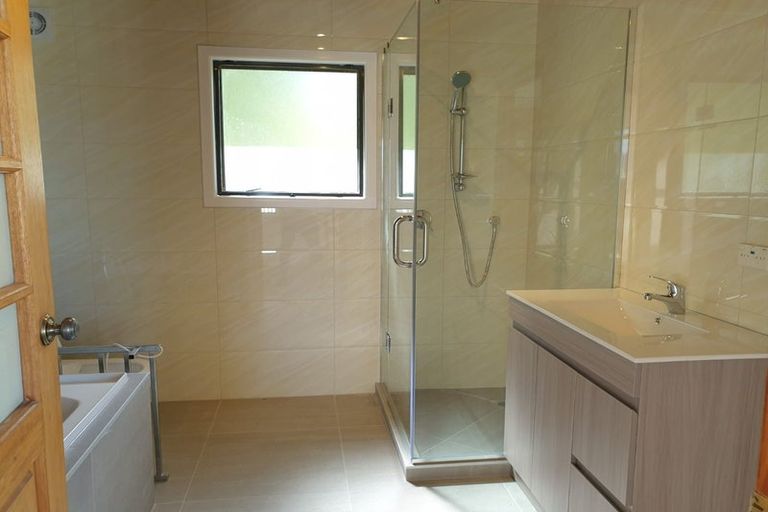 Photo of property in 2045 East Coast Road, Stillwater, Silverdale, 0993