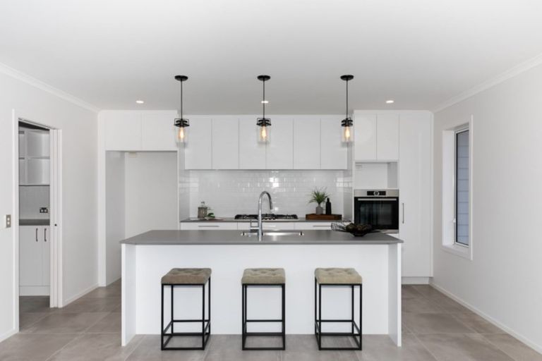 Photo of property in 5 Frontiere Lane, Silverdale, 0932