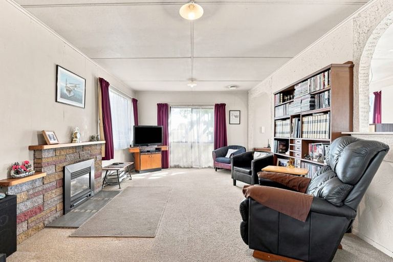 Photo of property in 20 Karewa Street, Castlecliff, Whanganui, 4501