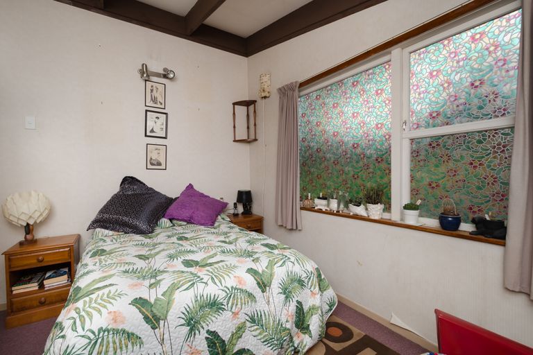 Photo of property in 62 Tudor Road, Henderson, Auckland, 0610