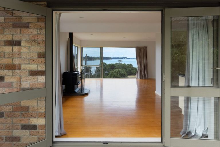 Photo of property in 54 Ronald Avenue, Glenbrook, Waiuku, 2681