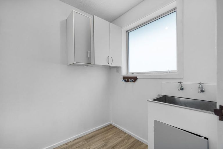 Photo of property in 9 Curzon Place, Parklands, Christchurch, 8083