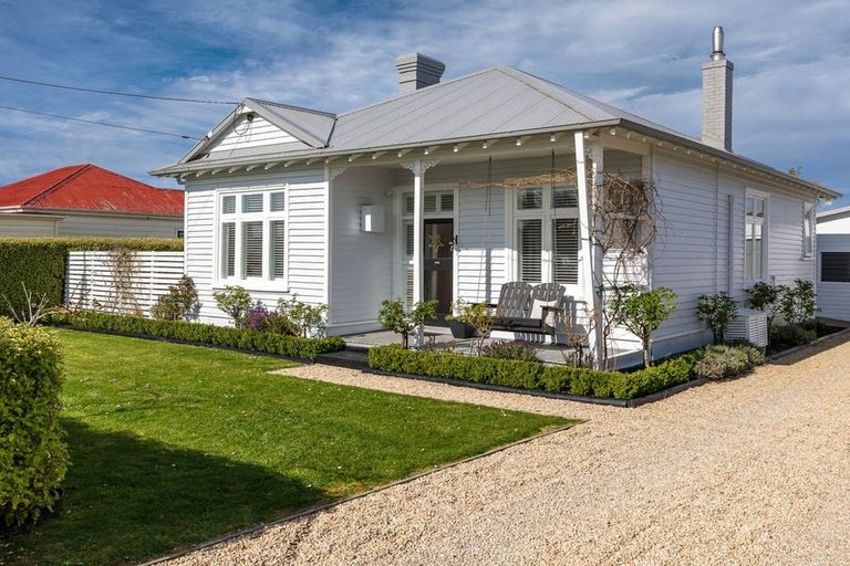 Photo of property in 15 Herbert Street, Waimate, 7924