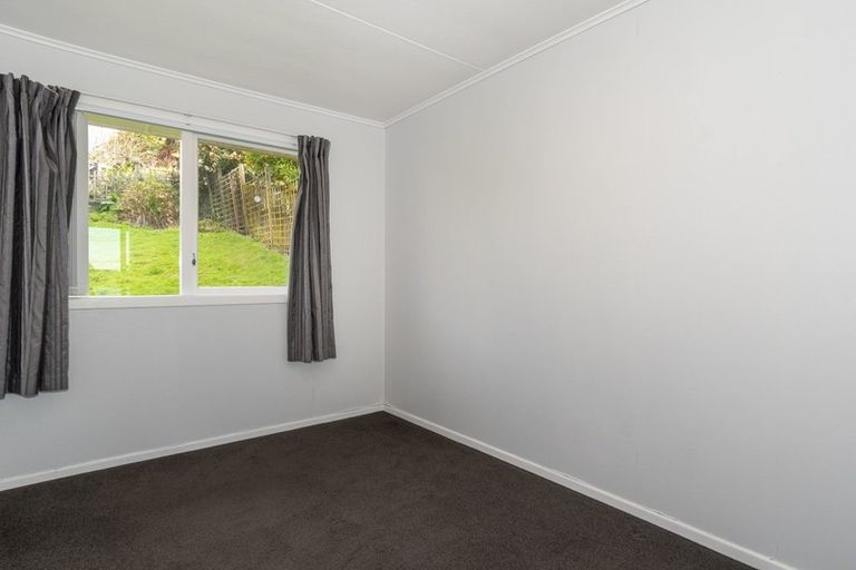 Photo of property in 56 Omokoroa Road, Omokoroa, 3114