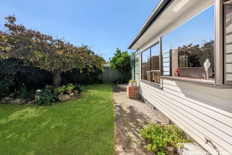 Photo of property in 1 Chester Street, Taradale, Napier, 4112