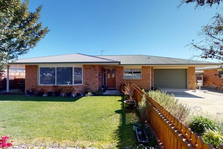 Photo of property in 20 Reeve Street, Levin, 5510