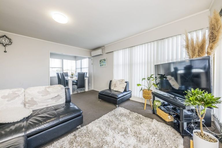 Photo of property in 69 Greenmeadows Avenue, Manurewa East, Auckland, 2102