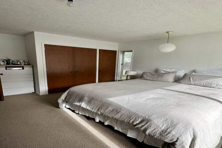 Photo of property in 5 Chatswood Place, Bishopdale, Christchurch, 8051