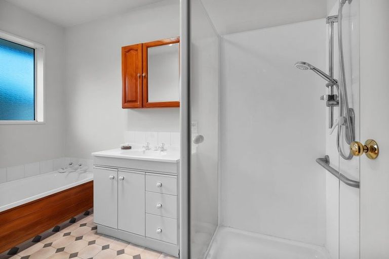 Photo of property in 1 Oakden Drive, Darfield, 7510