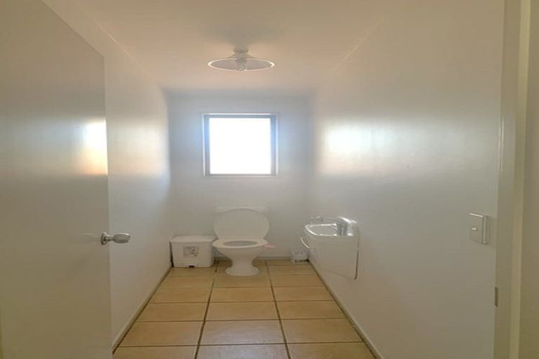 Photo of property in 27 Caudron Road, Wigram, Christchurch, 8042