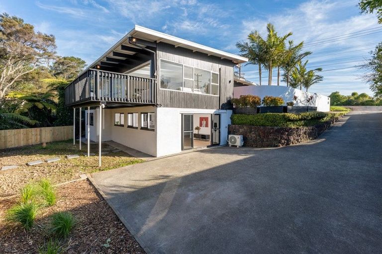 Photo of property in 137 Albany Highway, Unsworth Heights, Auckland, 0632