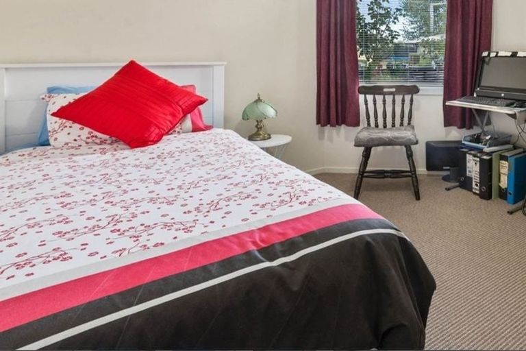 Photo of property in 47/64 Kawaha Point Road, Kawaha Point, Rotorua, 3010