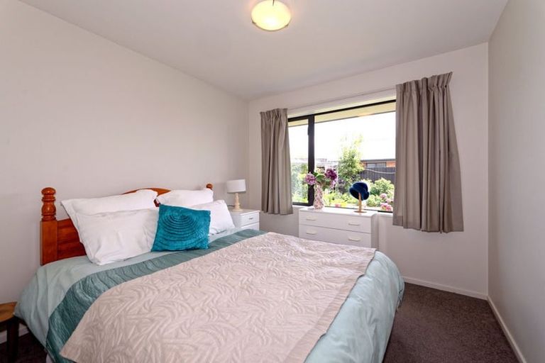 Photo of property in 10 Koura Drive, Rangiora, 7400