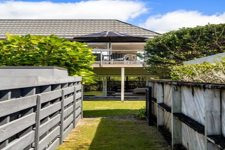 Photo of property in 10 Easdale Place, Pauanui, Hikuai, 3579