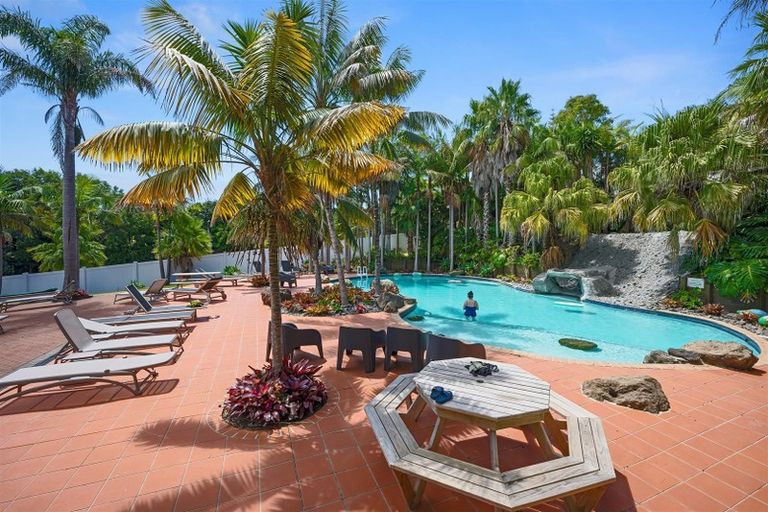 Photo of property in Santa Rosa, 52/340 Gulf Harbour Drive, Gulf Harbour, Whangaparaoa, 0930