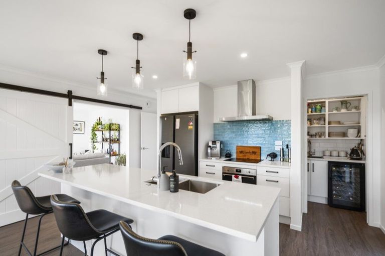 Photo of property in 31 Ridge Drive, Omokoroa, 3114