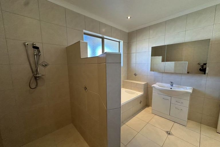 Photo of property in 182 Ramarama Road, Ramarama, Drury, 2579