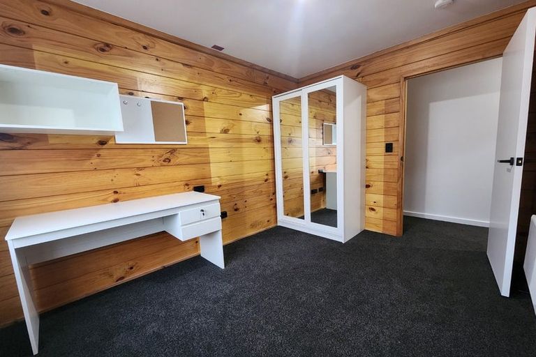 Photo of property in Te Awhina Apartments, 7/22 Sussex Street, Mount Cook, Wellington, 6021