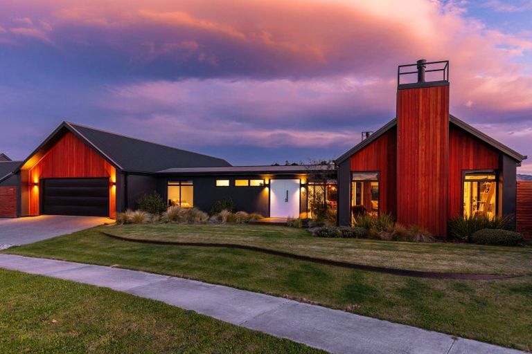 Photo of property in 15 Catalina Crescent, Burleigh, Blenheim, 7201