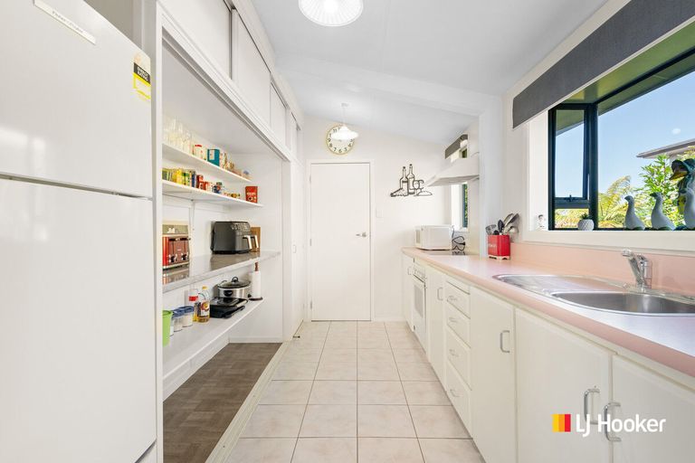 Photo of property in 29 Estuary Crescent, Fairfield, Dunedin, 9018