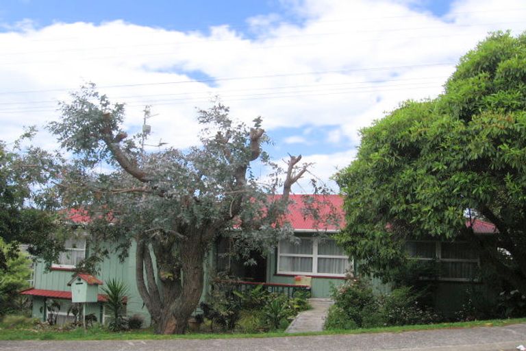 Photo of property in 7 The Crescent, Waihi Beach, 3611