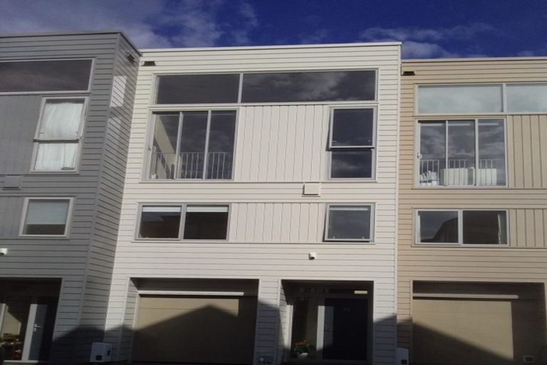 Photo of property in 17/15 Roxburgh Street, Mount Victoria, Wellington, 6011