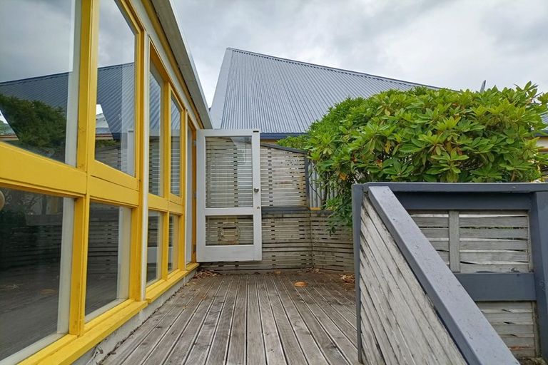 Photo of property in 7a Chestnut Grove, Maungaraki, Lower Hutt, 5010