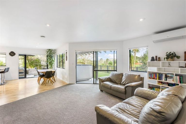 Photo of property in 56 Donald Street, Stanmore Bay, Whangaparaoa, 0932