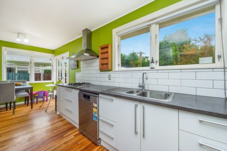 Photo of property in 120 Mardon Road, Enderley, Hamilton, 3214