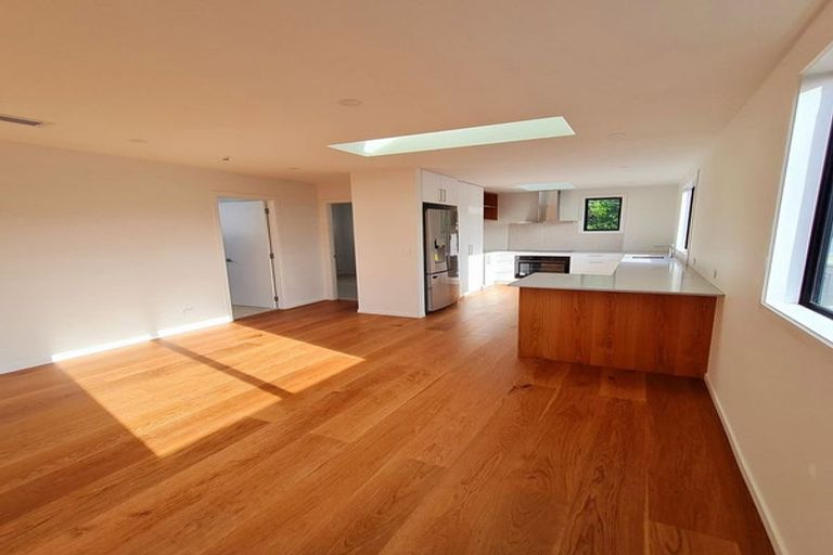 Photo of property in 112a Freyberg Street, Lyall Bay, Wellington, 6022