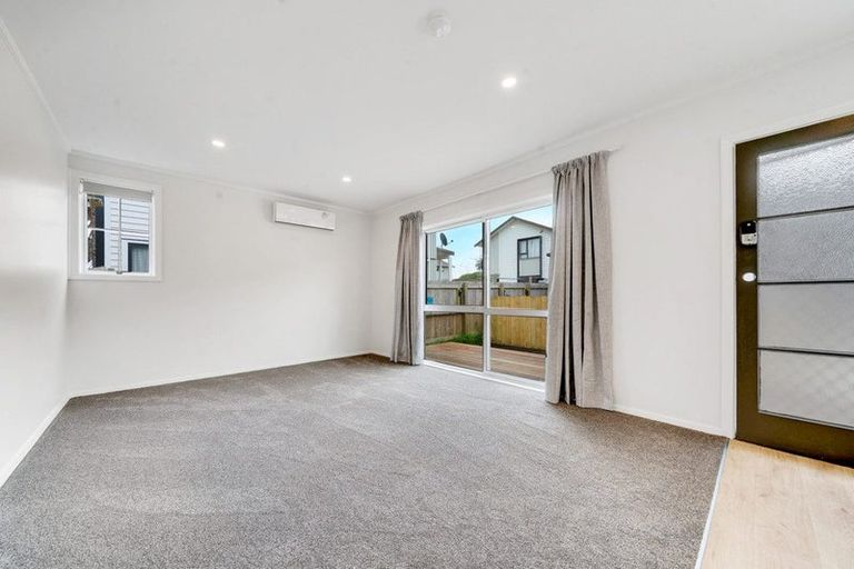 Photo of property in 468c Massey Road, Mangere East, Auckland, 2024