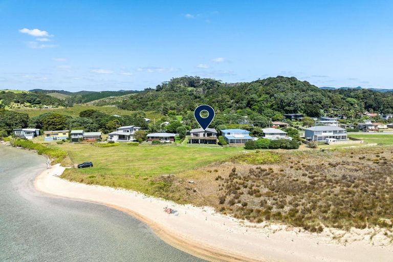 Photo of property in 878 Matapouri Road, Matapouri, Whangarei, 0173