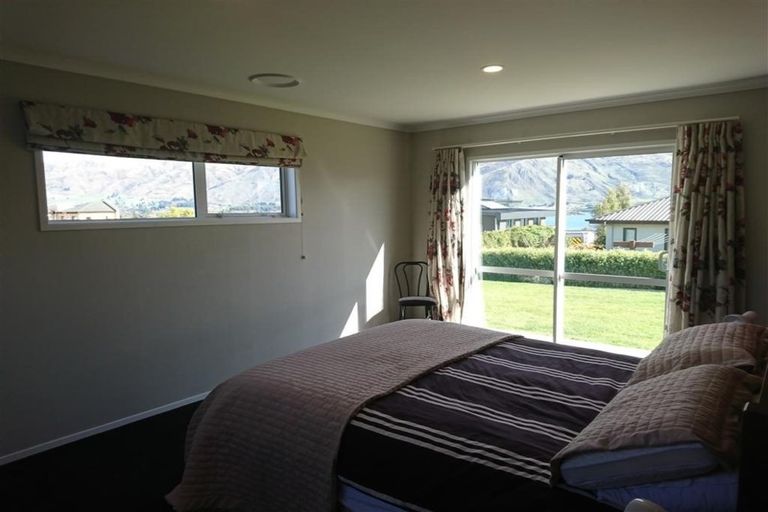 Photo of property in 71 Rata Street, Wanaka, 9305