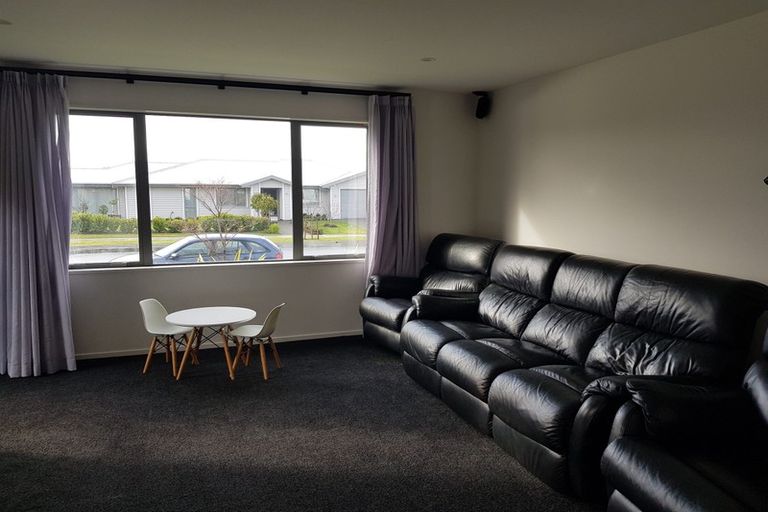 Photo of property in 18 Macphail Avenue, Rangiora, 7400