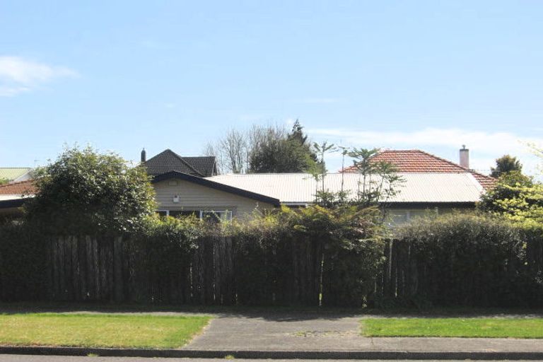 Photo of property in 25 Robertson Street, Glenholme, Rotorua, 3010