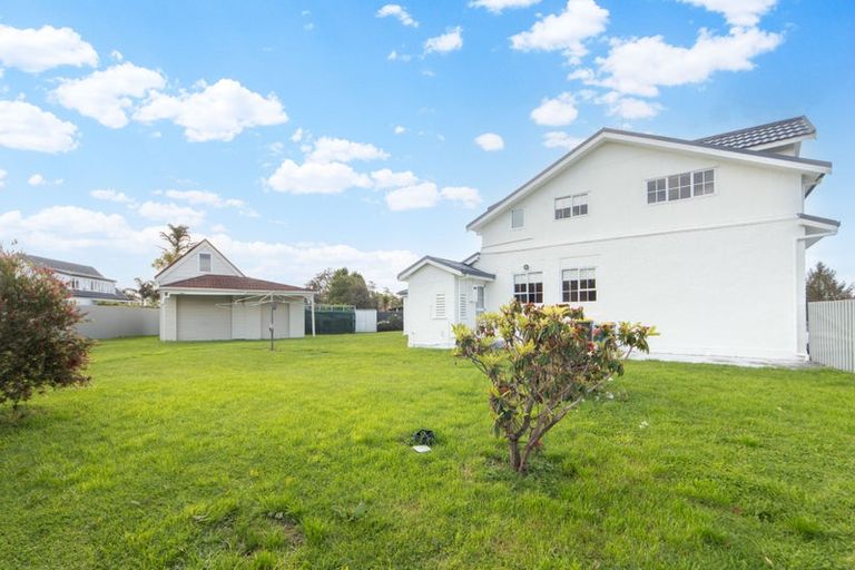 Photo of property in 5 Pohutukawa Road, Whenuapai, Auckland, 0618