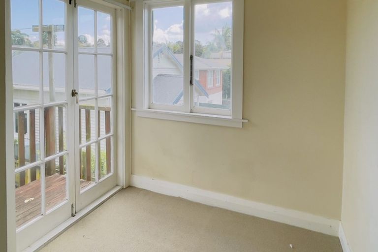 Photo of property in 26 Hamlin Road, Mount Wellington, Auckland, 1060