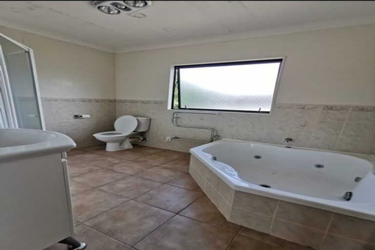 Photo of property in 59f Hillsborough Road, Hillsborough, Auckland, 1042