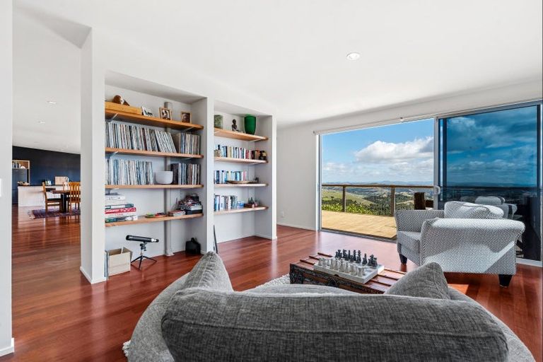 Photo of property in 200 Govan Wilson Road, Whangaripo, Warkworth, 0985