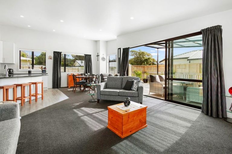 Photo of property in 18c Kairimu Street, Stokes Valley, Lower Hutt, 5019